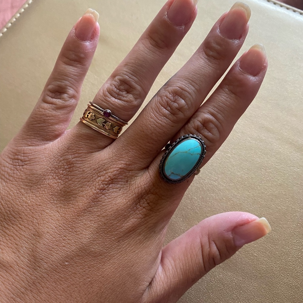 TURQUOISE oval vintage style native american ring